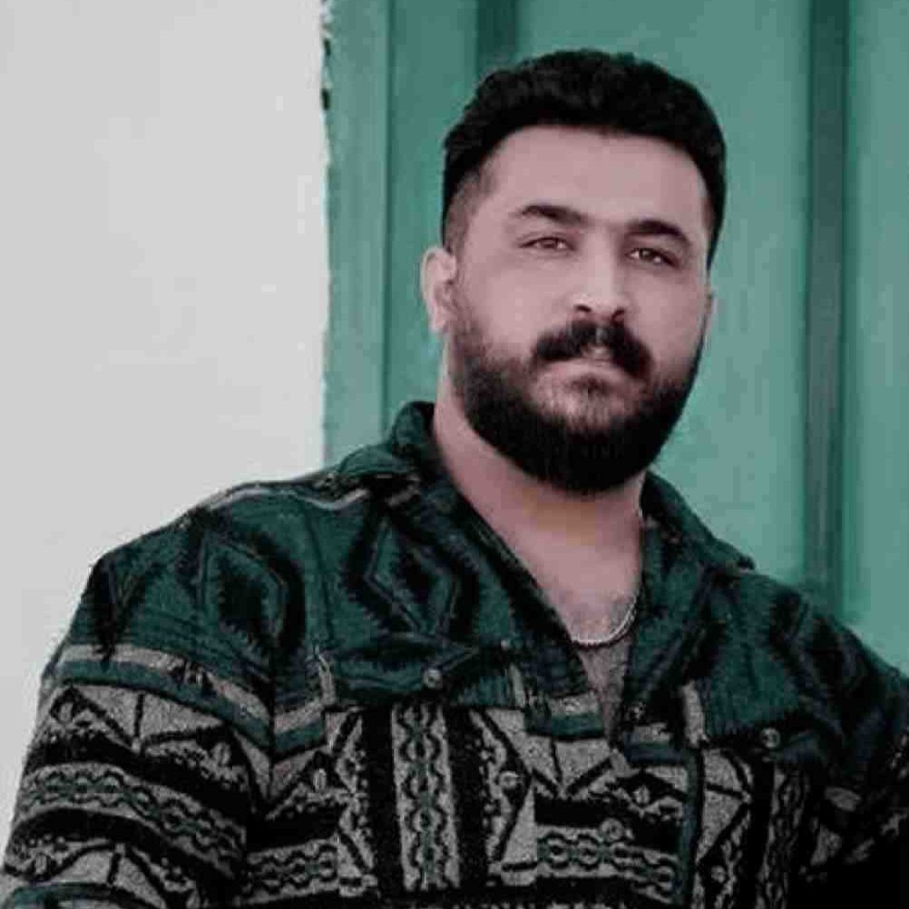 دانلود آهنگ رضا کرمی تارا دﻧﻴﺎ ﻗﺸﻨﮕﻪ وﻟﻰ ﻧﻪ ارای ﻣﻨﻪ ﺳﻴﺎﻣﺲ